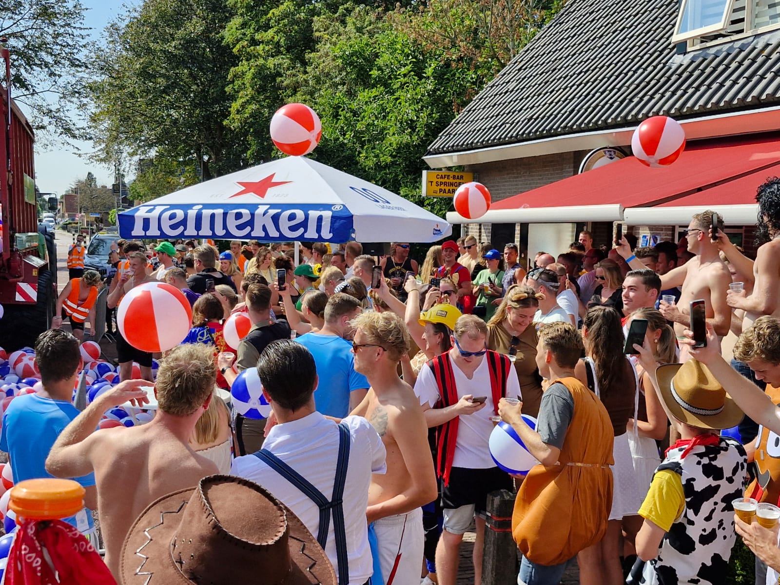 Kermis buiten ballen